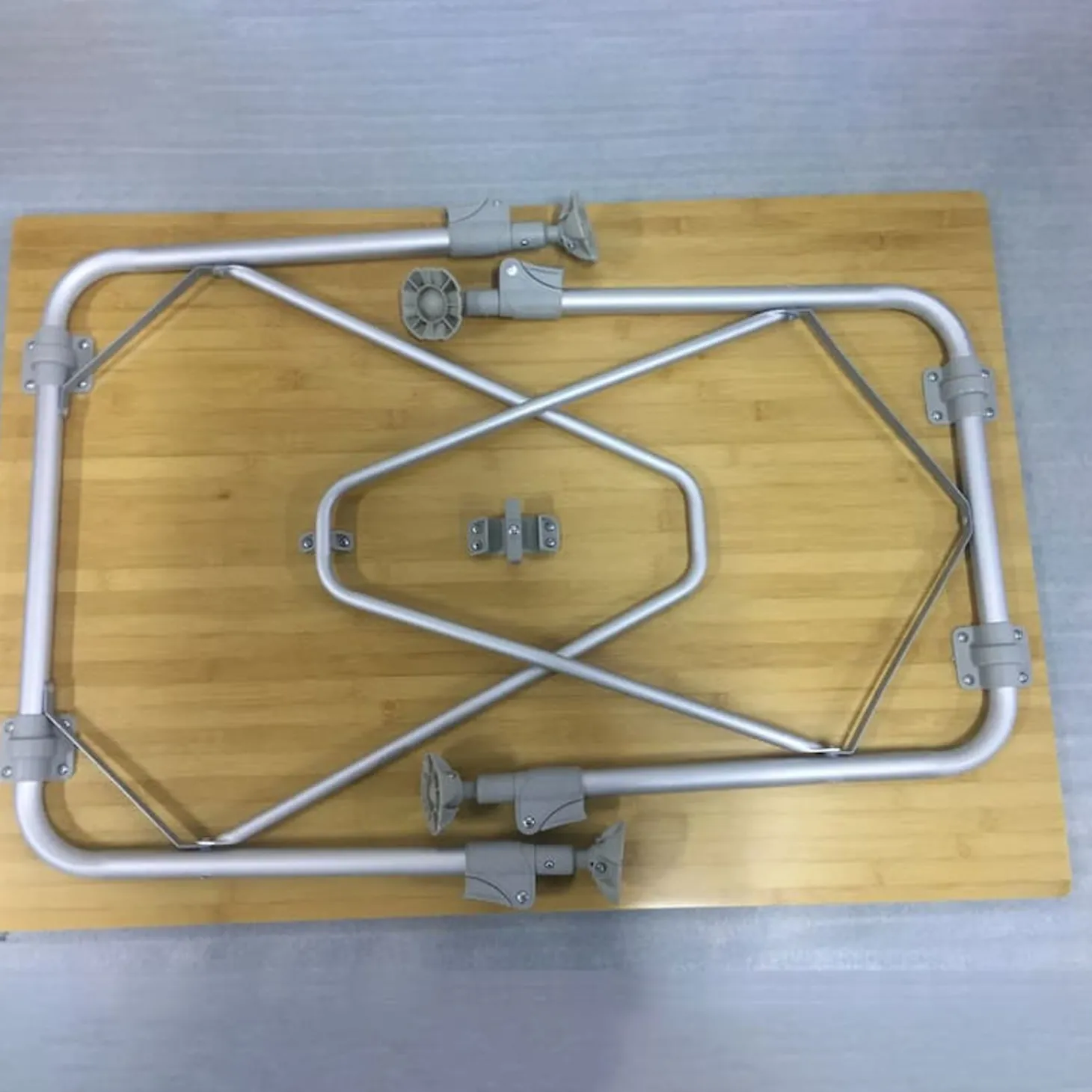 Trigano Table Camping En Bambou< Table De Camping