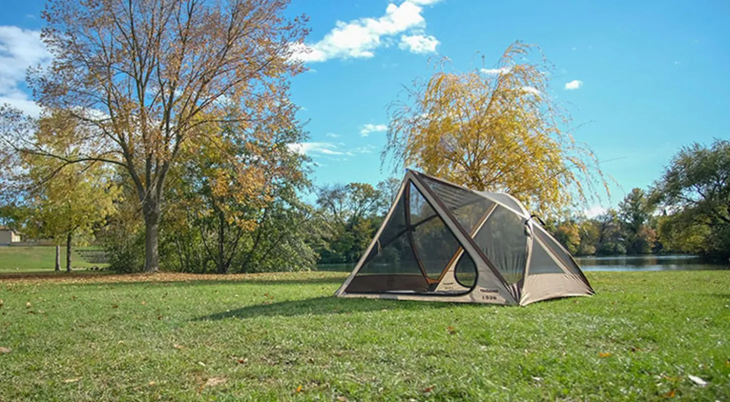 Trigano Tente Canadienne 3 Places 1936 < Tente Camping 3 Places